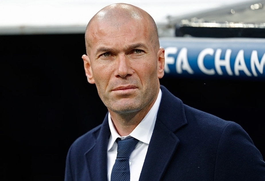Zinédine Zidane denkt angeblich über Job beim FC Chelsea nach
