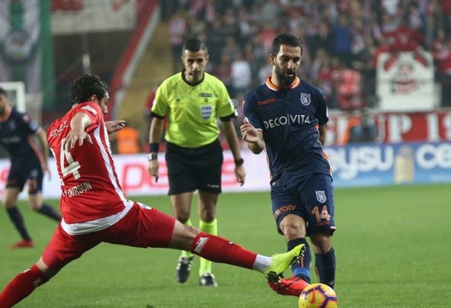 Türkiyə Superliqası: “Başakşəhər” liderliyini möhkəmləndirib