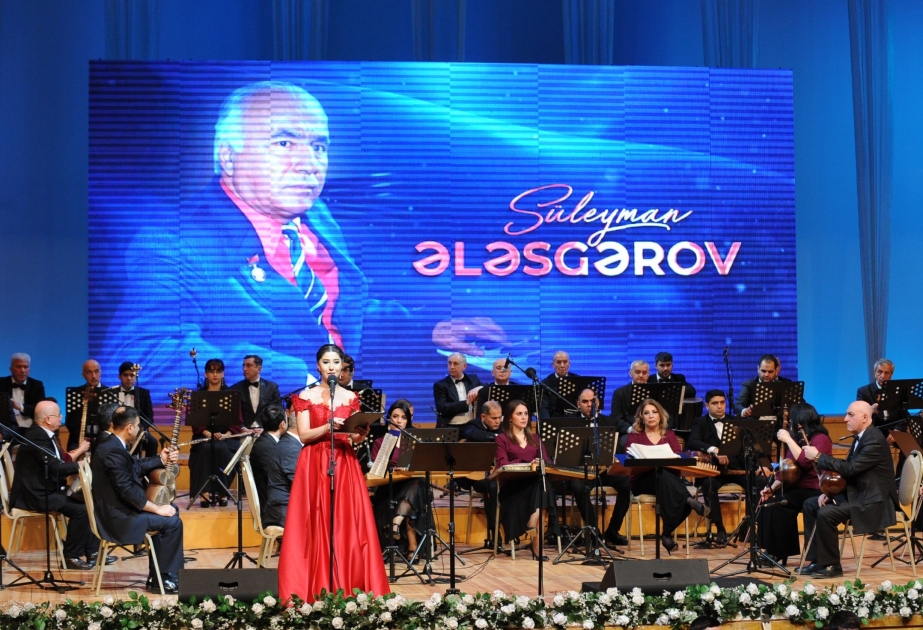 Tanınmış incəsənət ustaları Süleyman Ələsgərovun mahnılarını səsləndirib