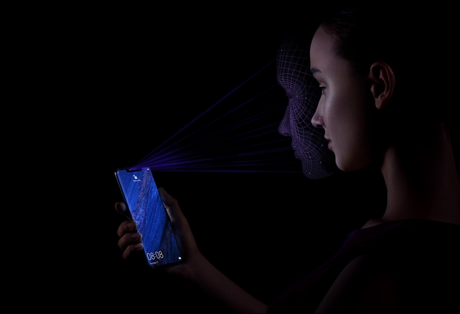 ®  “Huawei” flaqman modelində təkmil biometrik təhlükəsizlik sistemi təqdim edib