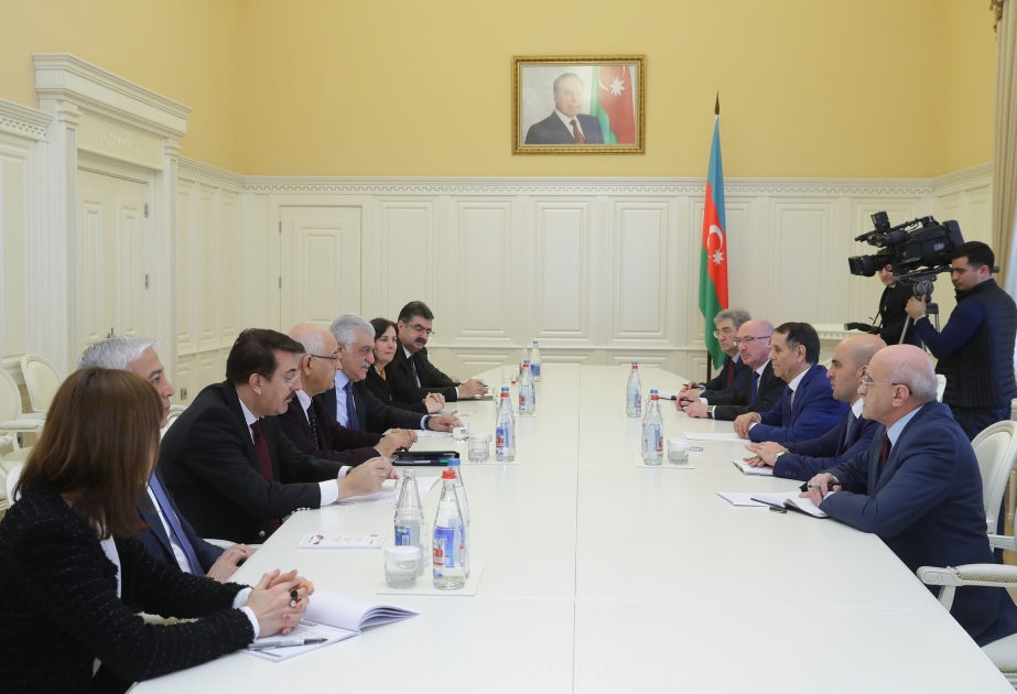 На проведенной в Кабинете Министров встрече говорилось о развитии азербайджано-турецких отношений