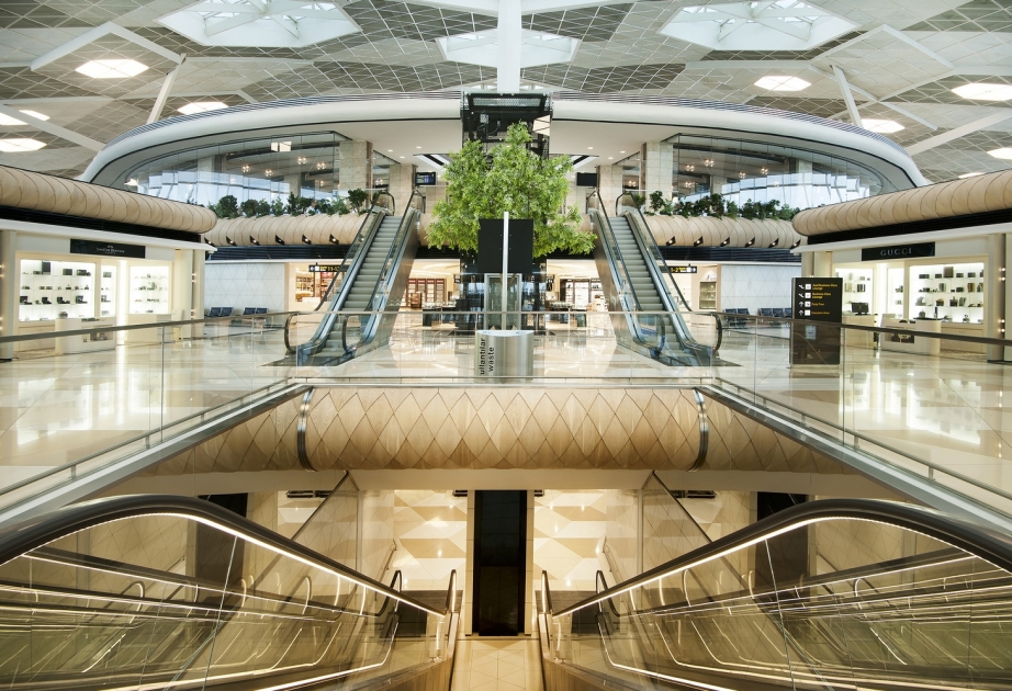 Aeropuerto Internacional Heydar Aliyev, un aeropuerto fabuloso