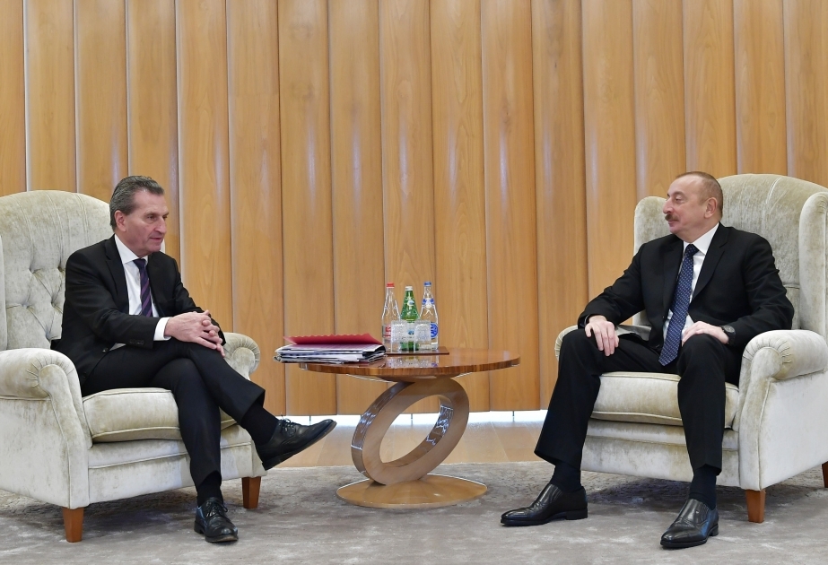 الرئيس إلهام علييف يستقبل المفوض الأوروبي للميزانية والموارد البشرية – إضافة
