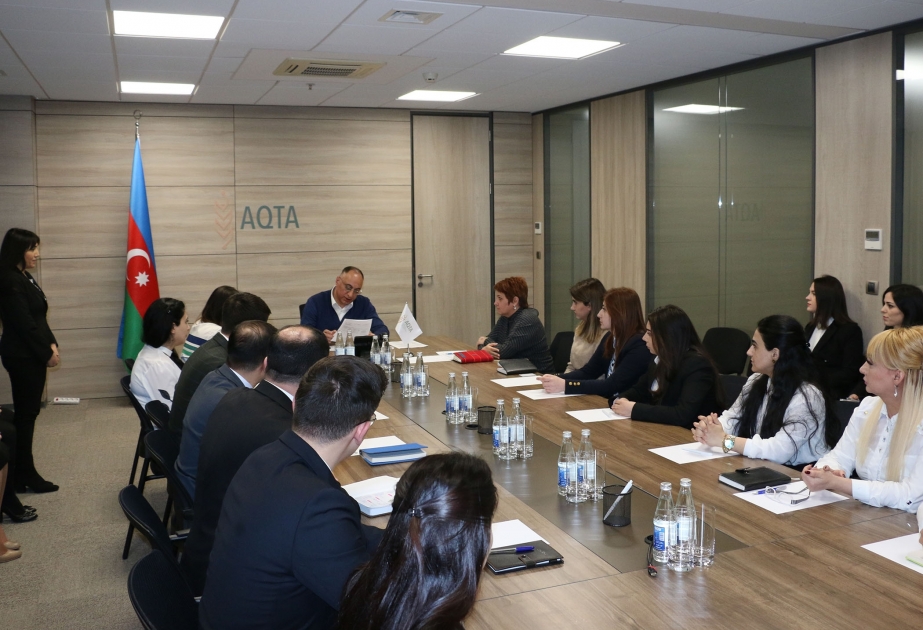 Qida Təhlükəsizliyi Agentliyində işə yeni qəbul olunan əməkdaşlarla görüş keçirilib