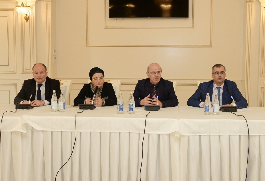Beynəlxalq Multikulturalizm Qış Məktəbinin iştirakçıları Azərbaycandakı dini tolerantlıq barədə məlumatlandırılıb