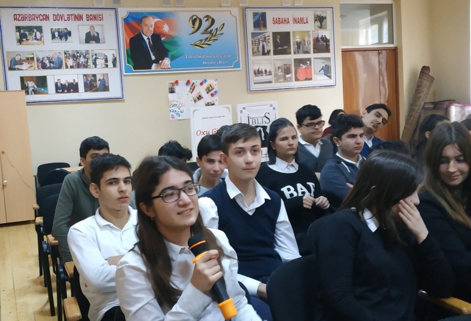 В Баку прошел открытый урок, посвященный жизни и творчеству русского художника Андрея Васнецова