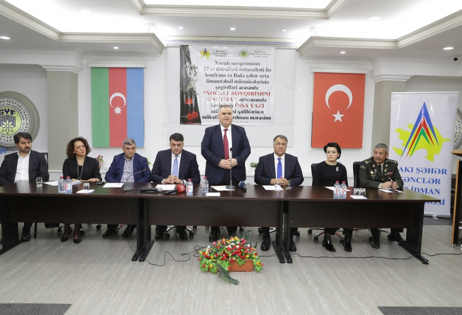 Şagirdlər arasında Xocalı soyqırımına həsr olunan inşa müsabiqəsinin qalibləri mükafatlandırılıb
