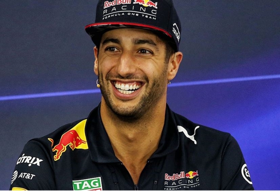 Daniel Ricciardo kann seinem neuen Dienstwagen wieder blind vertrauen
