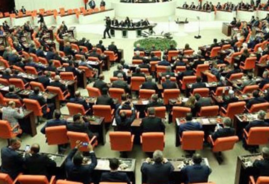 AKP-nin Türkiyə parlamenti sədrliyinə namizədinin adı bəlli oldu
