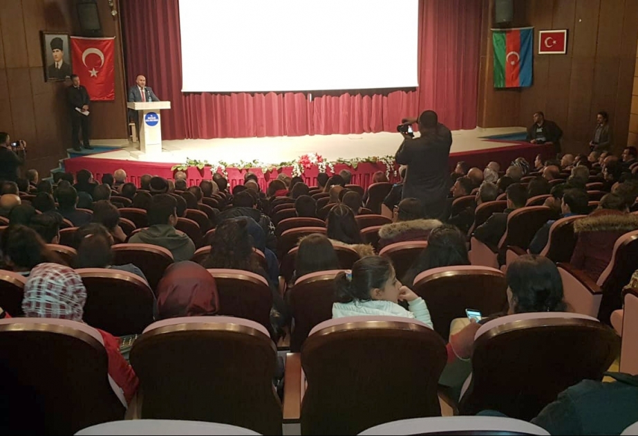 Türkiyənin İğdır şəhərində Xocalı soyqırımı qurbanlarının xatirəsi ehtiramla anılıb