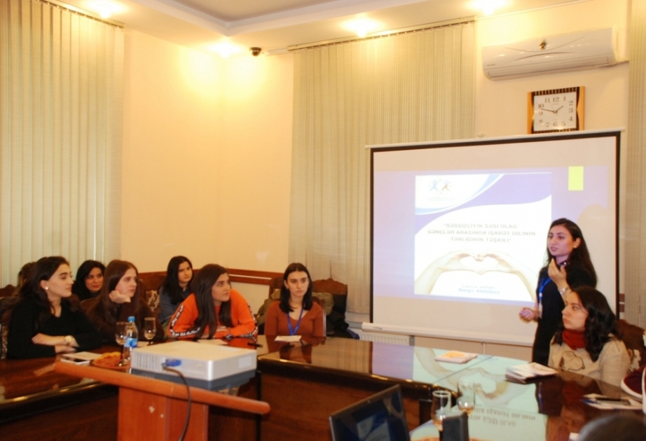 Səssizliyin səsi olaq: eşitmə əngəlli gənclər üçün yeni layihə