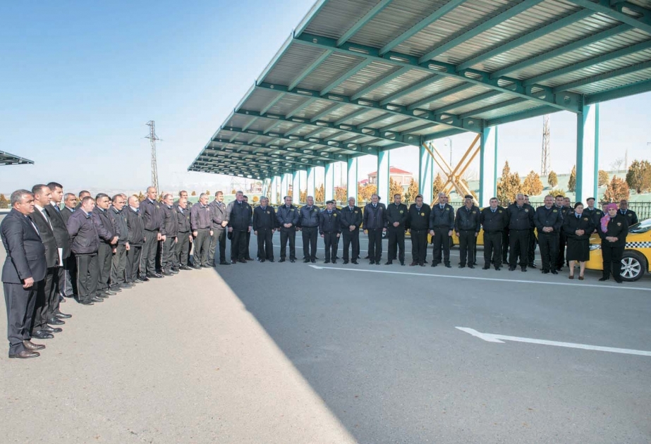 Naxçıvanda nümunəvi sərnişindaşıma xidməti göstərən sürücülər mükafatlandırılıb
