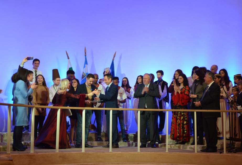 Bolqarıstanda keçirilmiş tədbirlərdə Azərbaycan dilinin gözəlliyindən danışılıb