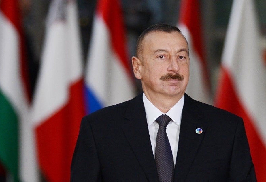 Presidente de Azerbaiyán ratifica el Convenio sobre el mar Caspio