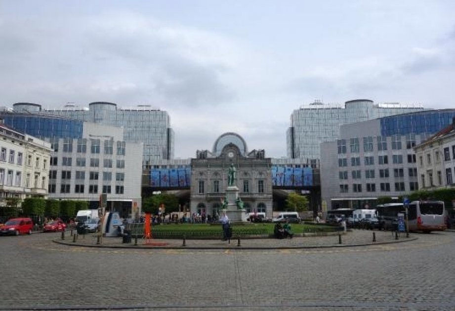 Yüzlərlə soydaşımız “Xocalıya ədalət!” tələbi ilə Brüsselə toplaşır