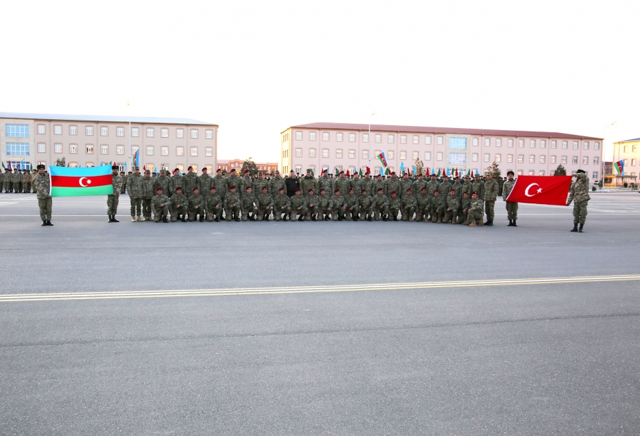 Əlahiddə Ümumqoşun Ordunun hərbi qulluqçuları “Qış təlimi-2019”da yüksək peşəkarlıq nümayiş etdiriblər