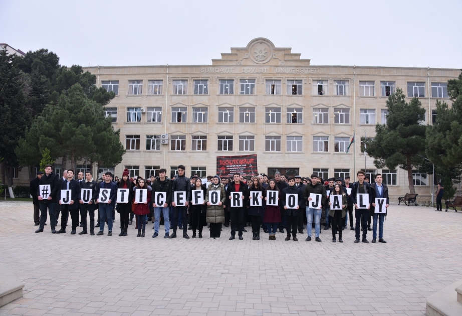 Sumqayıt Dövlət Universitetinin kollektivi “Xocalıya ədalət!” devizi ilə yürüş keçirib