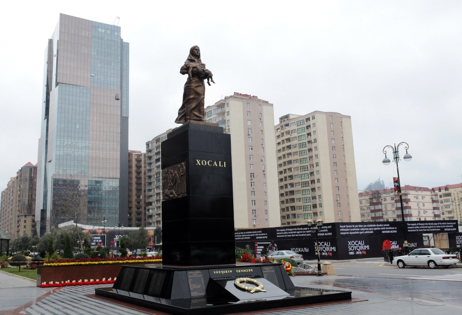 “Ana harayı” abidəsinin yerləşdiyi parkda hazırlıq işləri başa çatıb