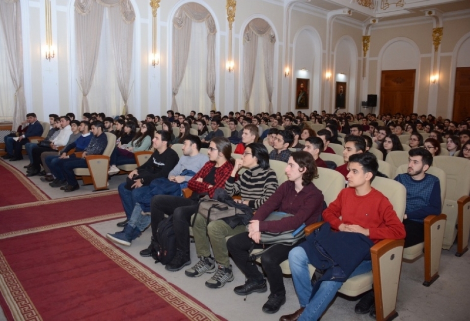 UNEC-də qış imtahan sessiyasının yekunları müzakirə olunub