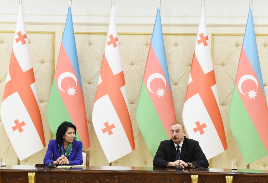 Los Presidentes de Azerbaiyán y Georgia hicieron declaraciones a la prensa