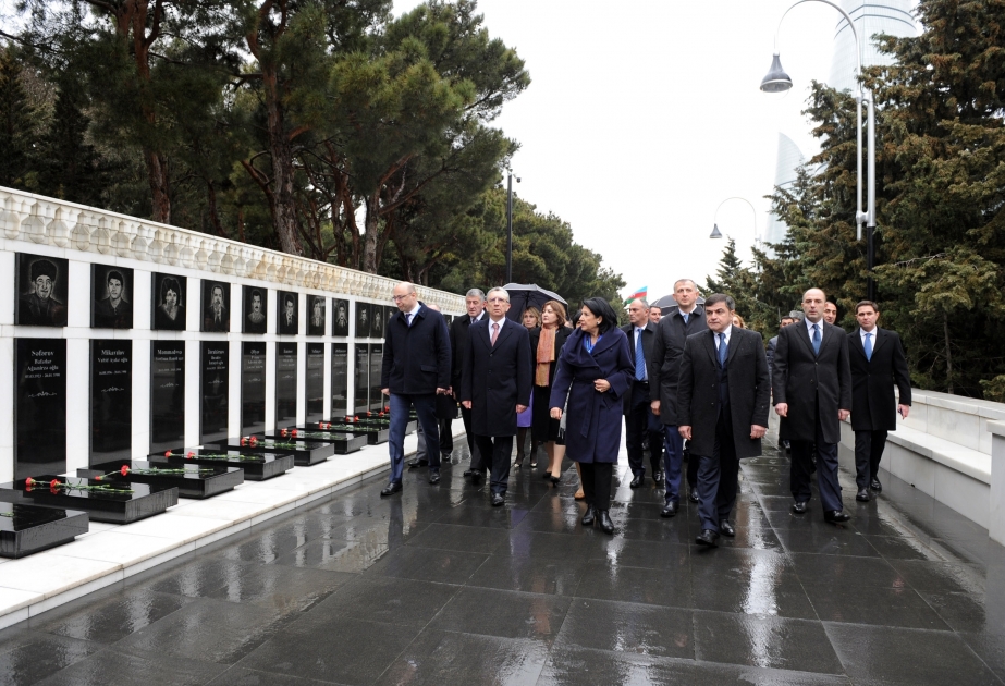 Bakou: Salomé Zourabichvili rend hommage aux martyrs azerbaïdjanais