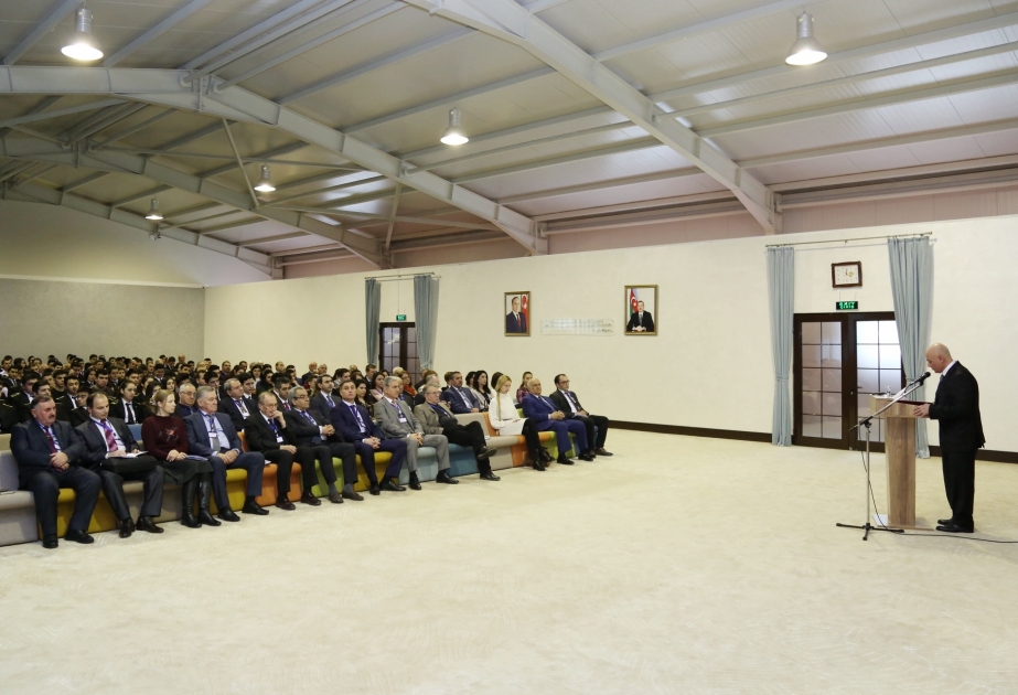 Milli Aviasiya Akademiyasında illik “Fevral məruzələri” başlayıb