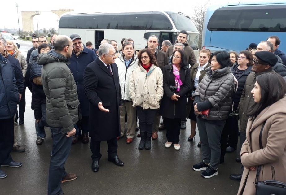 Les représentants du corps diplomatique en Azerbaïdjan effectuent une visite à Aghdam