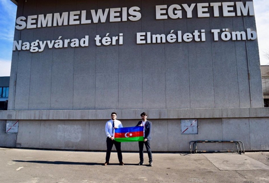Azərbaycan Tibb Universitetinin tələbələri Budapeştdə keçirilən beynəlxalq konfransda iştirak ediblər