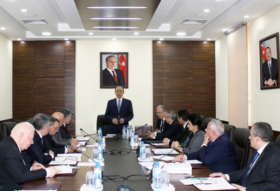 Məhkəmə-Hüquq Şurasının növbəti iclası keçirilib