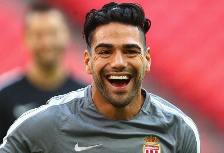 Falkao transferin müzakirəsi üçün “Milan” və “Latsio” nümayəndələri ilə görüşəcək