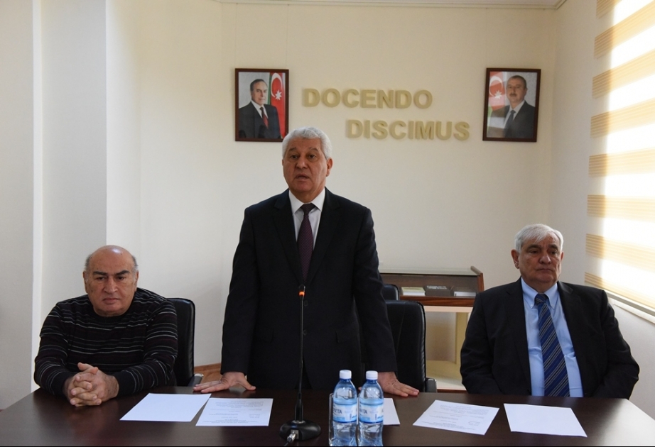ADU-da dəyirmi masa: “Nəsimi irsi dünya ədəbi-fəlsəfi baxışlar kontekstində”