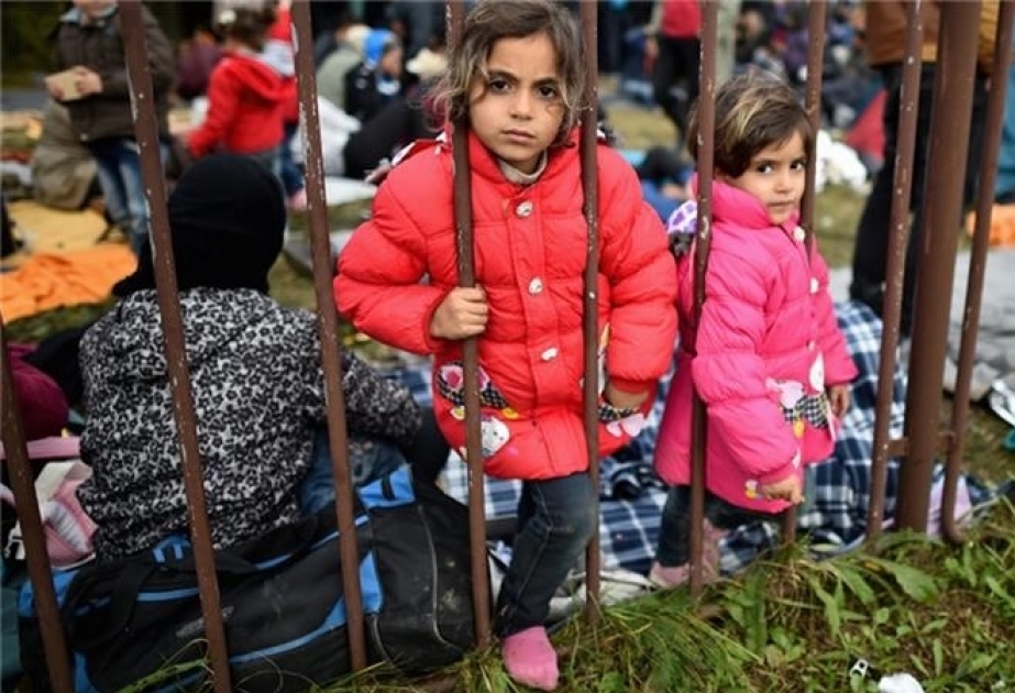 ЮНИСЕФ осуждает отсутствие защиты детей-мигрантов в Испании
