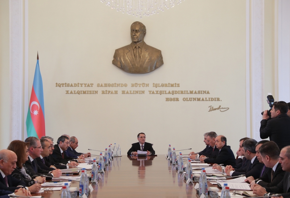 Ordentliche Sitzung des Ministerkabinetts unter Vorsitz von Premier Mammadov