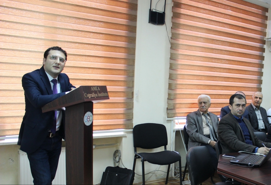 Coğrafiya İnstitutunda növbəti seminar demoqrafik inkişafın regional problemlərinə həsr edilib