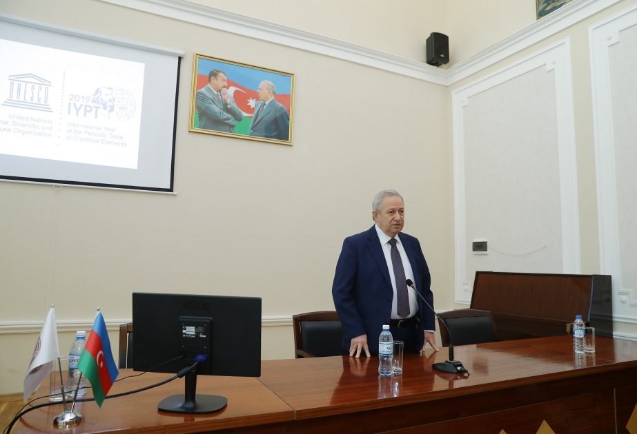 “Elm günü” və dövri sistemin 150 illiyi münasibətilə respublika konfransı öz işinə başlayıb