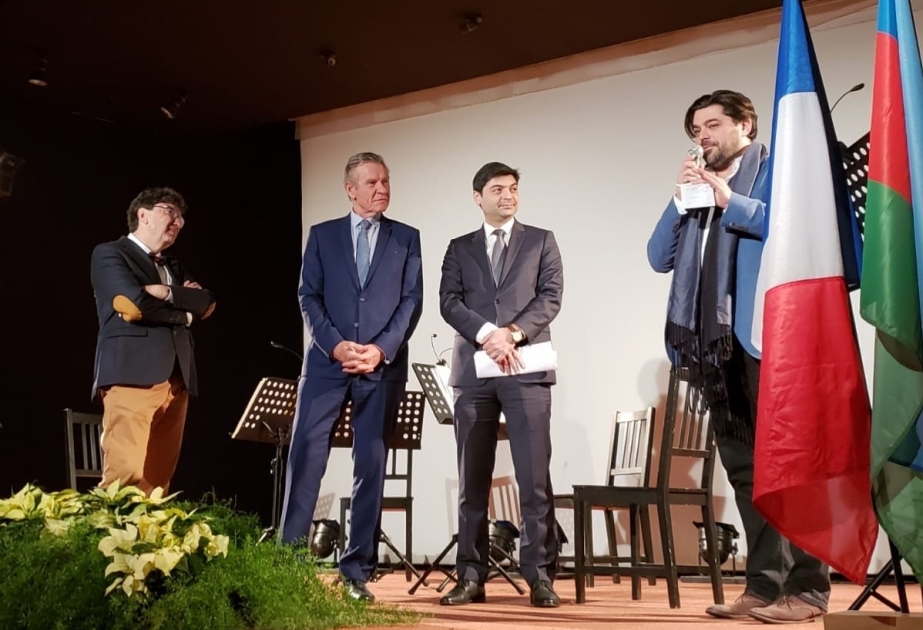 Une cérémonie commémorative consacrée au génocide de Khodjaly organisée à Cognac