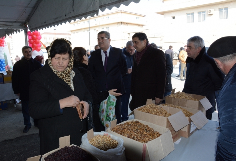 Novruz bayramı ərəfəsində Qaradağ rayonunun Lökbatan qəsəbəsində yarmarka təşkil olundu