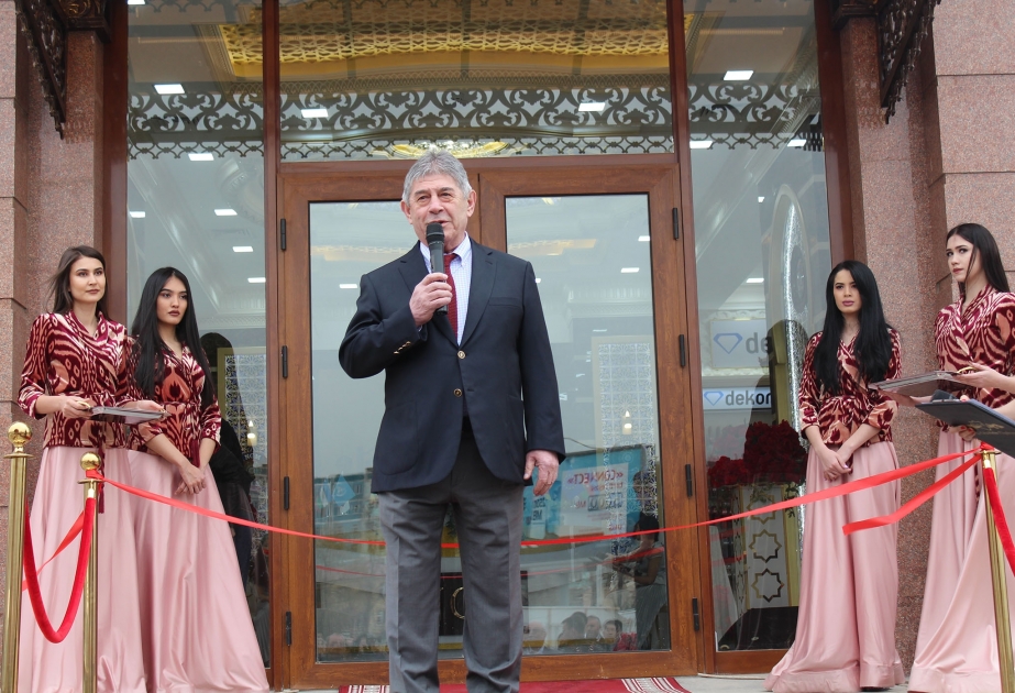 Daşkənddə “SOBSAN NGM” Azərbaycan-Özbəkistan Birgə Müəssisəsinin ticarət mərkəzi açılıb