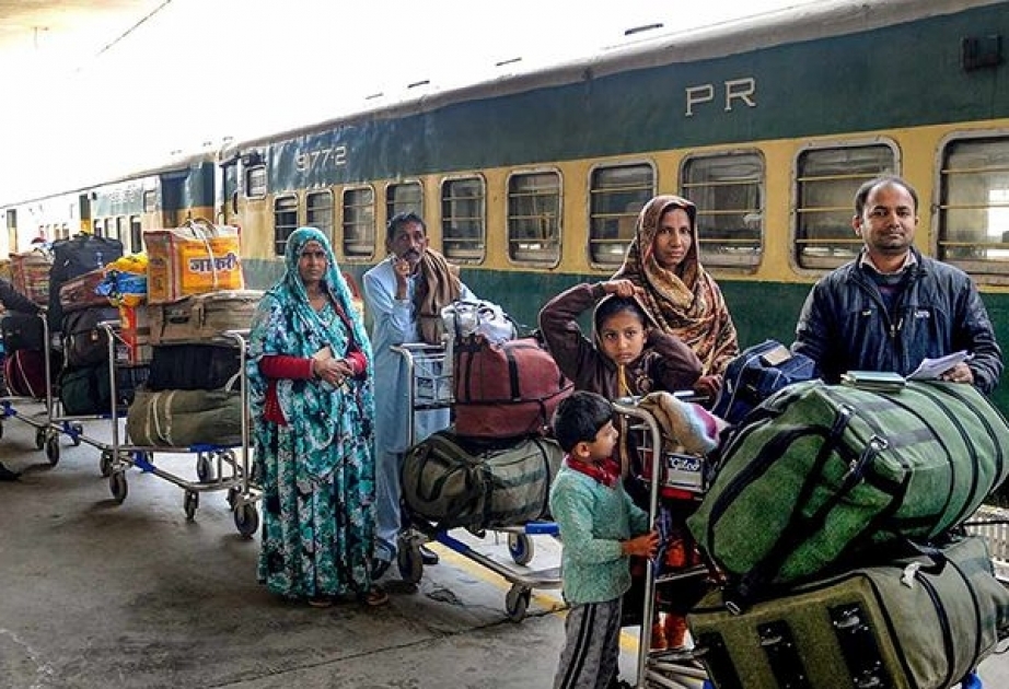 Pakistan qatarların Hindistana hərəkətini bərpa edib