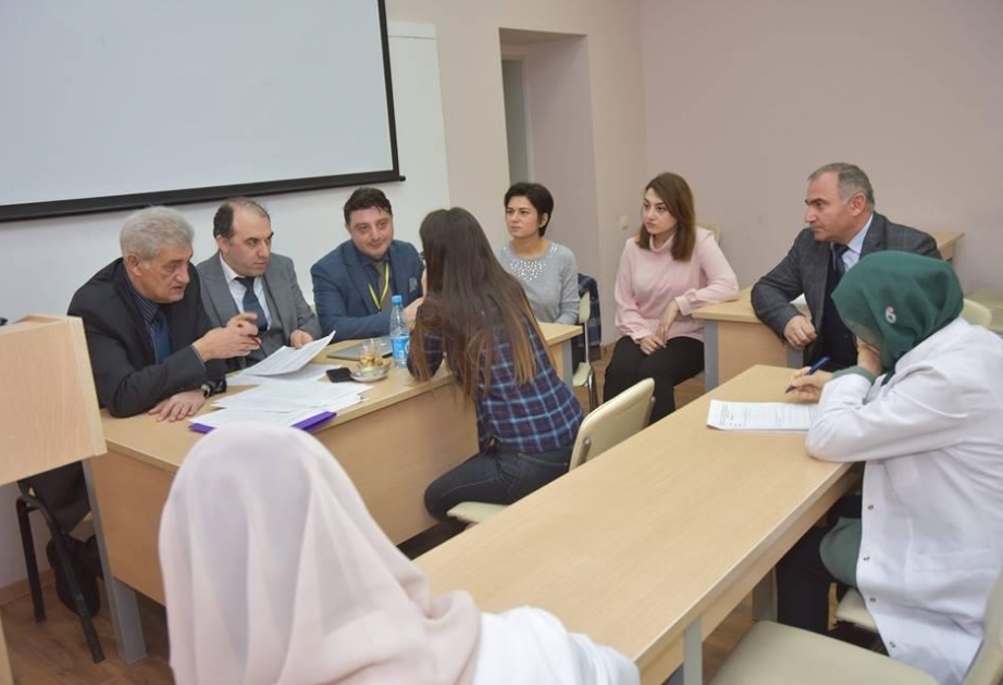 Təhsil müddəti uzadılmış rezidentlərin buraxılış yekun attestasiyası olub