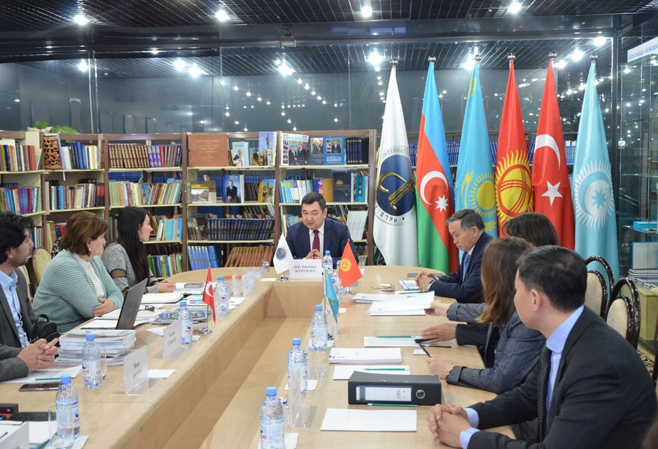 "Türk dünyası coğrafiyası" dərsliyinin proqram layihəsi razılaşdırılıb