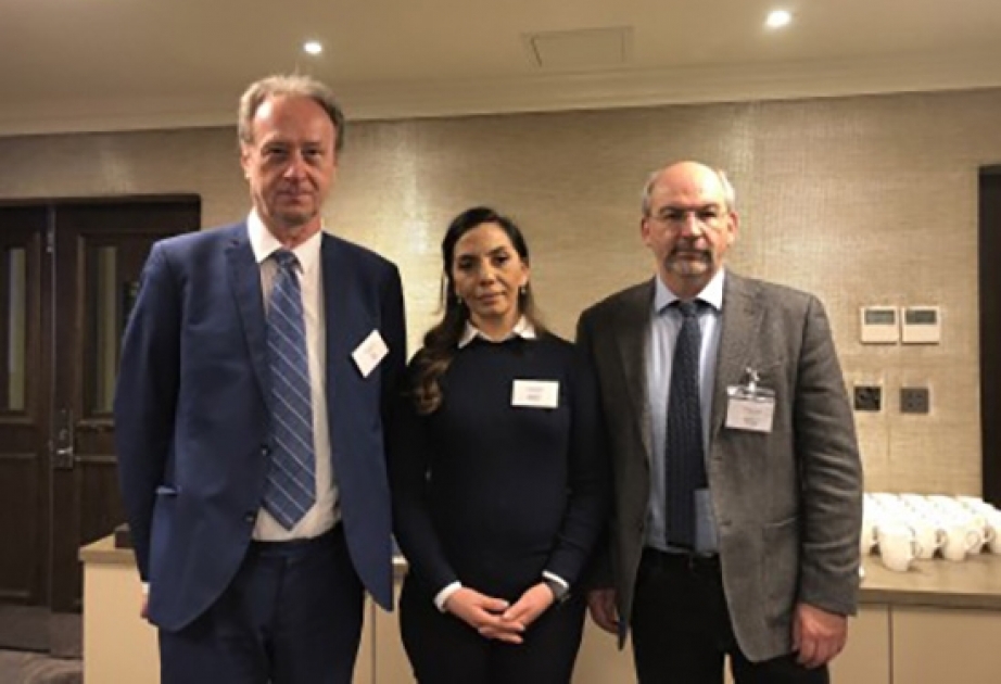 BDU-nun dosentinin elmi məruzəsi Londonda maraq doğurub