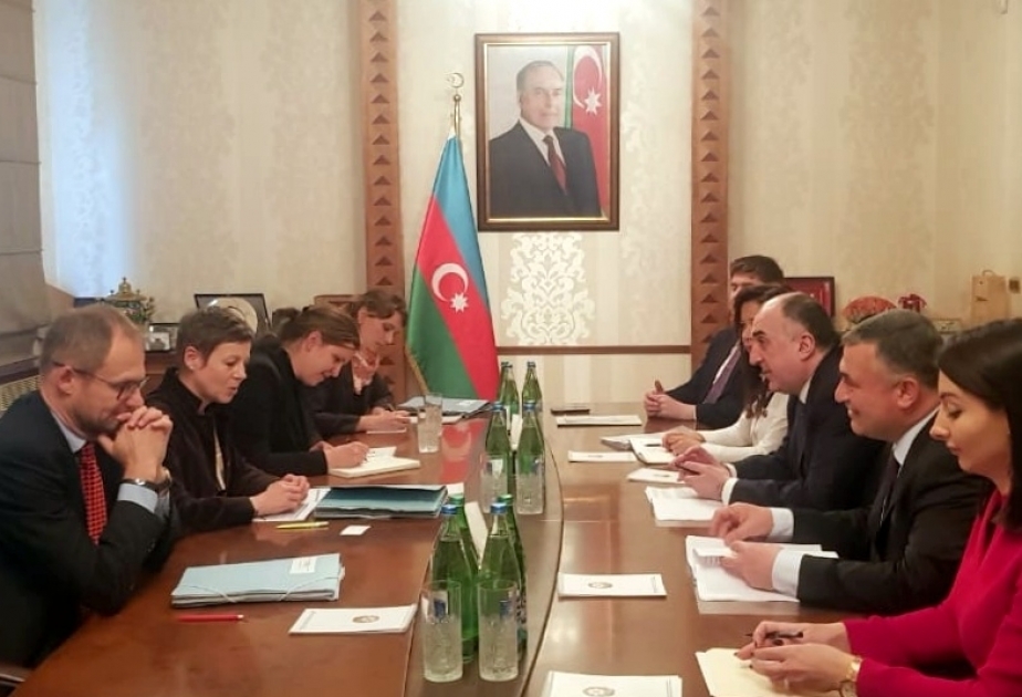 阿塞拜疆外交部长会见瑞士联邦外交事务部副国务秘书