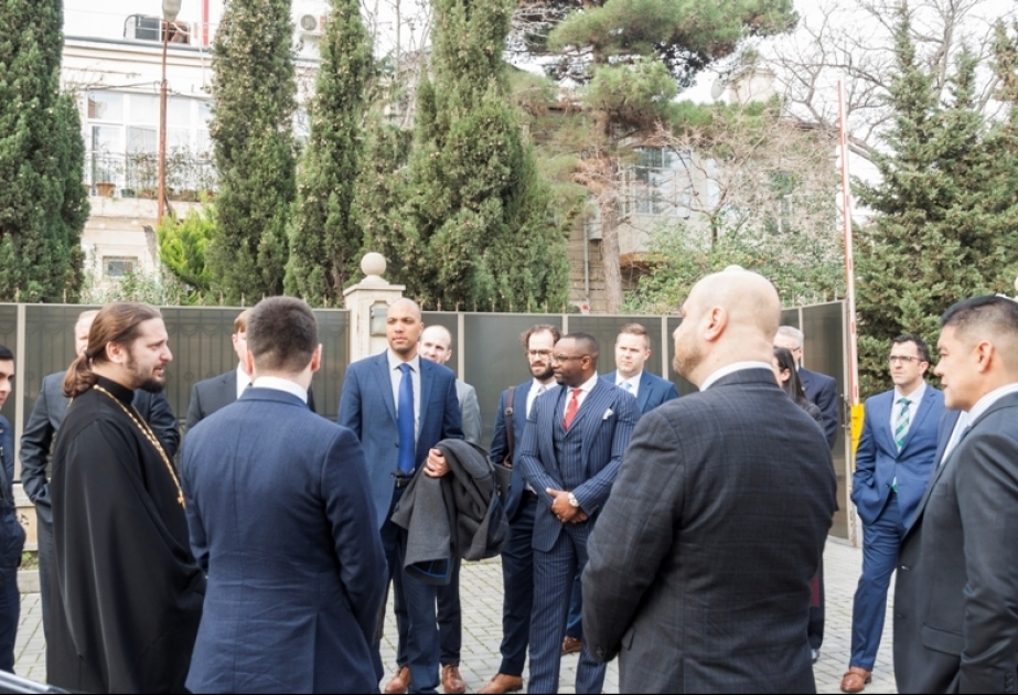 ABŞ-ın yəhudi və yevangelist xristian icmasının nümayəndə heyəti Bakıdakı dini ibadət yerləri və yəhudi məktəbi ilə tanış olub