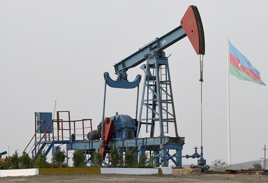 Azerbaijani oil sells for $66.98
