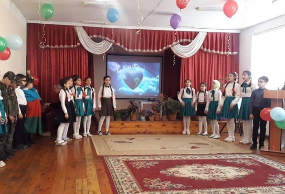 Beynəlxalq Qadınlar Günü münasibətilə kitabxanada sərgi təşkil edilib
