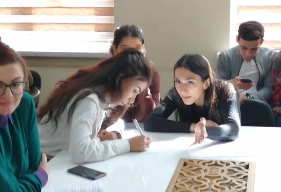 BDU: “100 innovativ tələbə” layihəsində 20-dən çox biznes-ideya müzakirə olunub