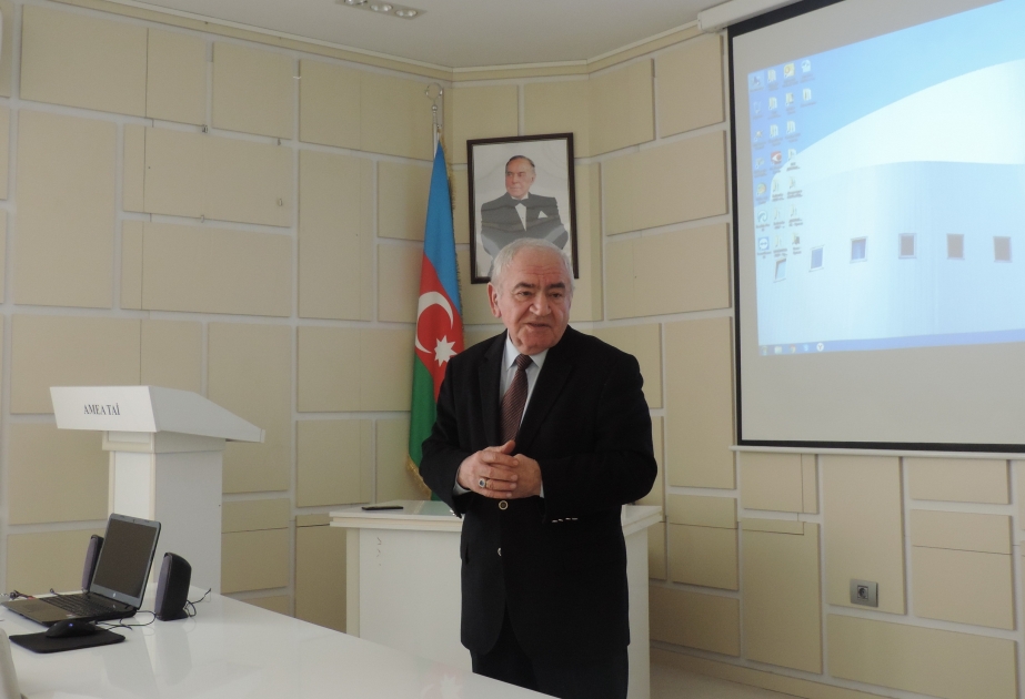 Görkəmli aqrokimyaçı alim Paşa Zamanovun xatirəsi anılıb