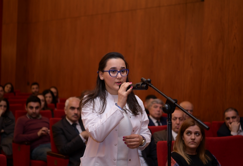 ADNSU: doktorantlarla görüş