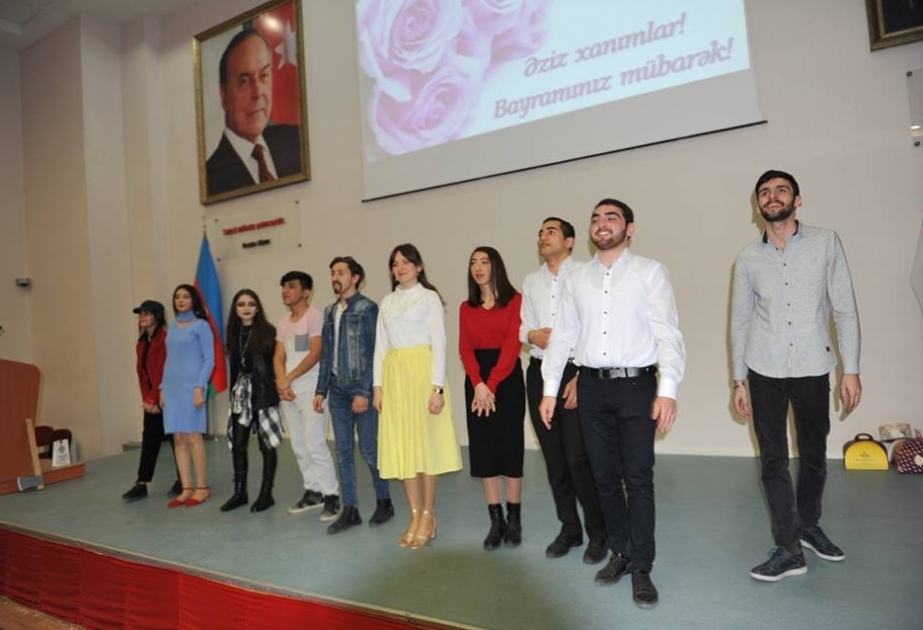 Ölkəmizin ictimai-siyasi həyatında qadınların böyük rolu var